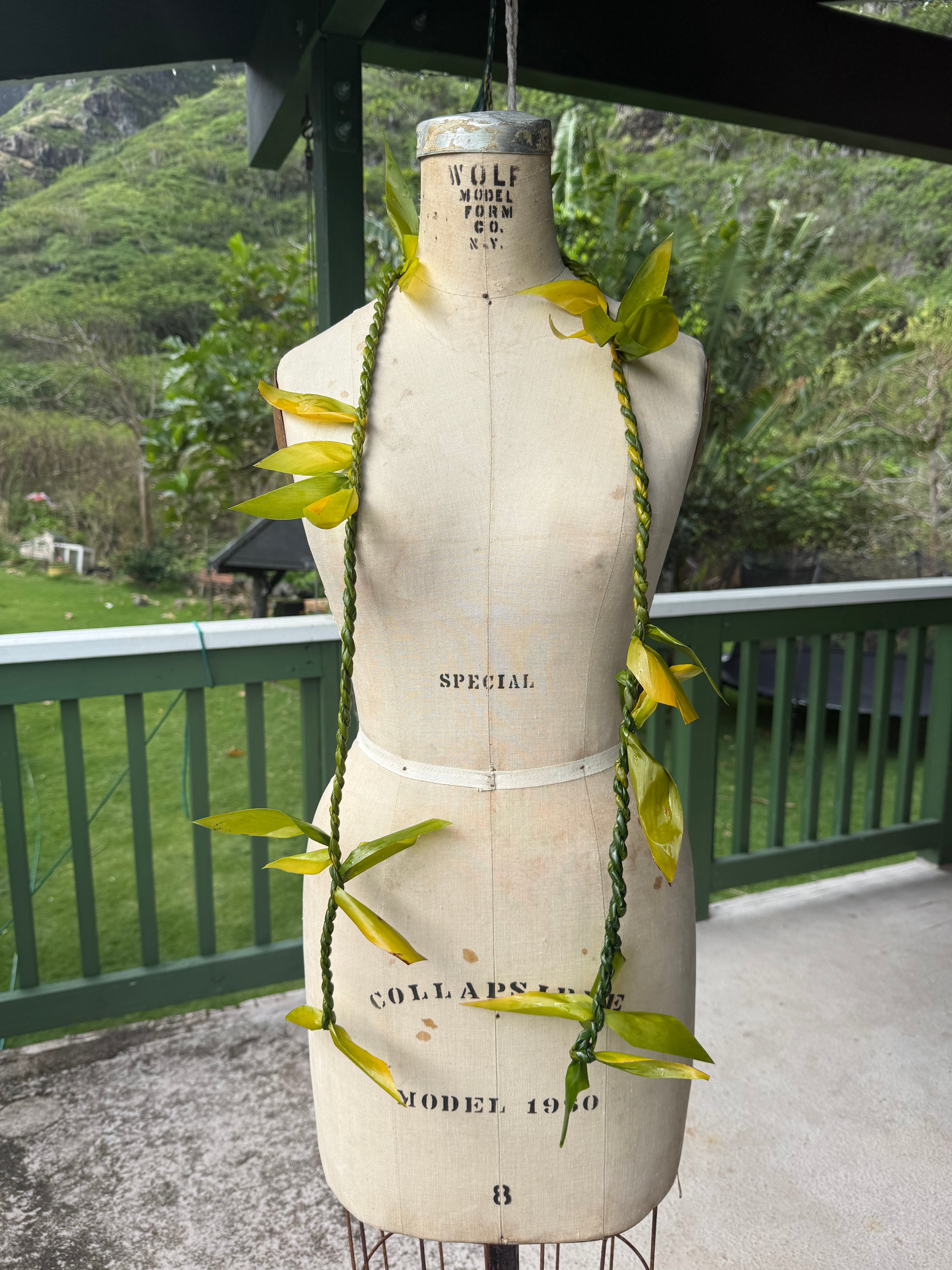 Lei La’i Hilo style