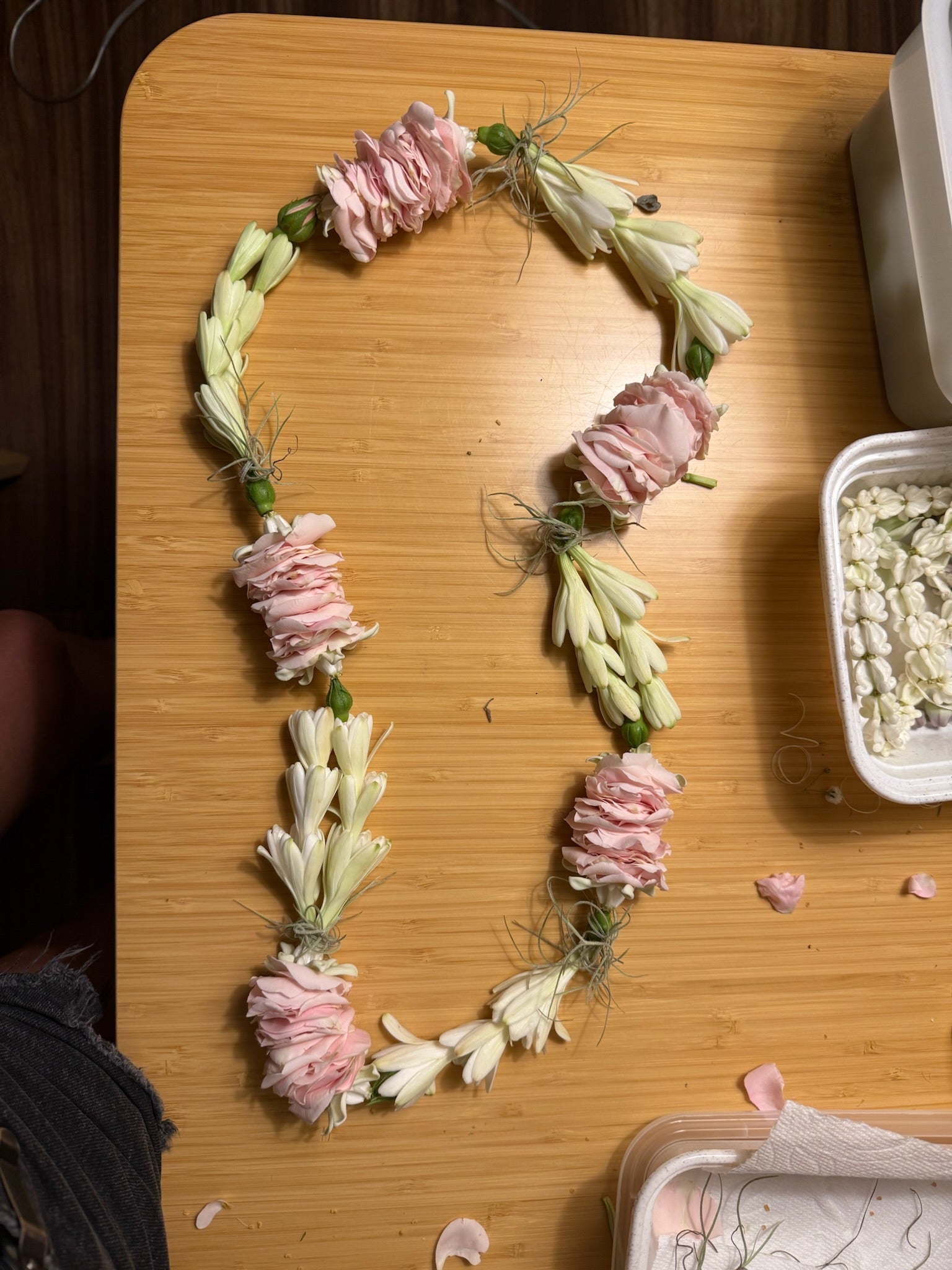 Lei Kupaloke [tuberose]